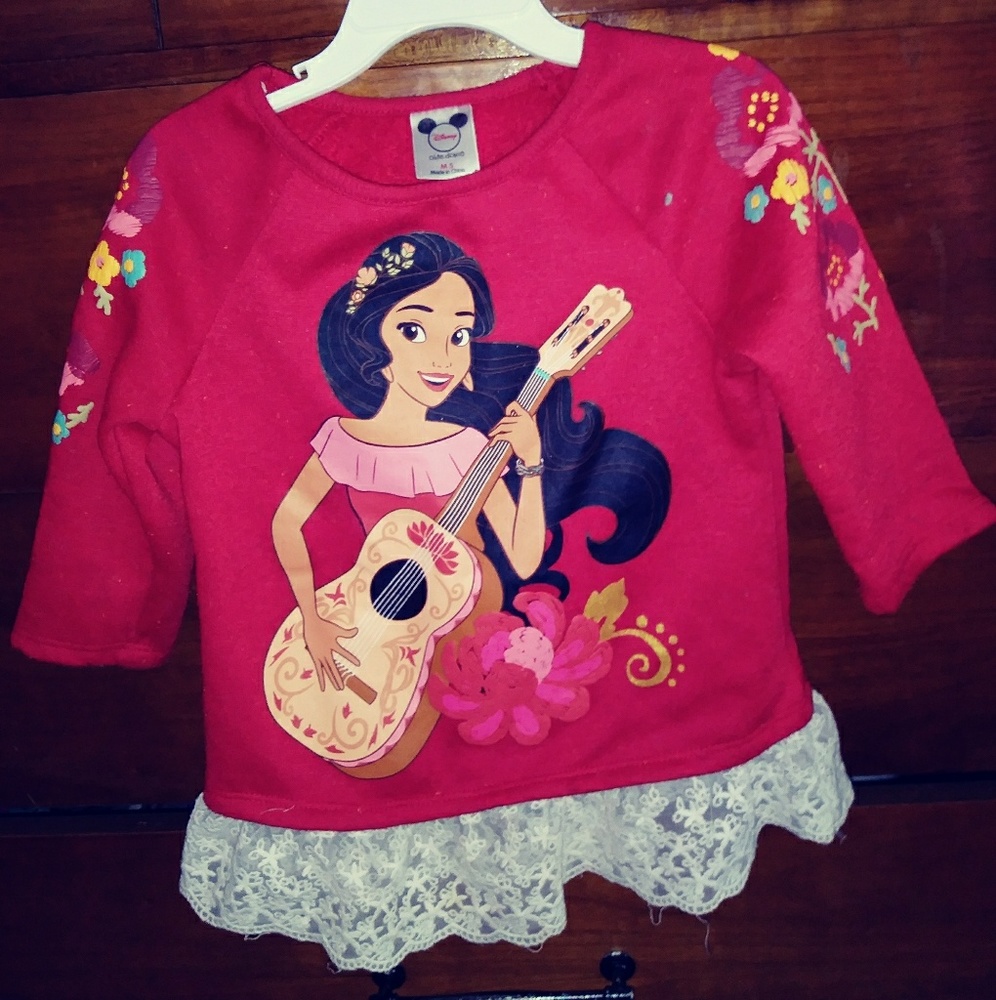 Elena of Avalor top